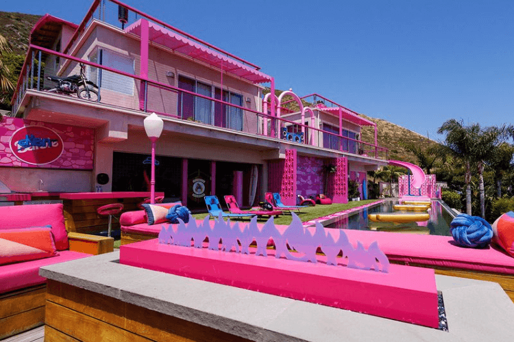 Área Externa da Dreamhouse da Barbie